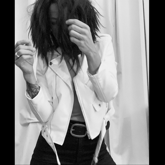 Mark & Morten White Vegan “Leather” motorcycle jacket (small) - Picture 3 of 10
